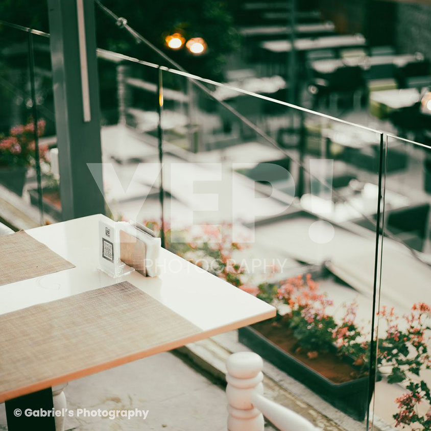 16-Square-cafe-restaurant-Broumana-lebanon-gabrielsphotography-photography-gabriel-aboujaoude-designer-creativedirector yep-photography-square-cafe-broumana-rustic-outdoor-restaurant-photography-featuring-natural-wood-decking-farm-to-table-dishes-and-sunset-views