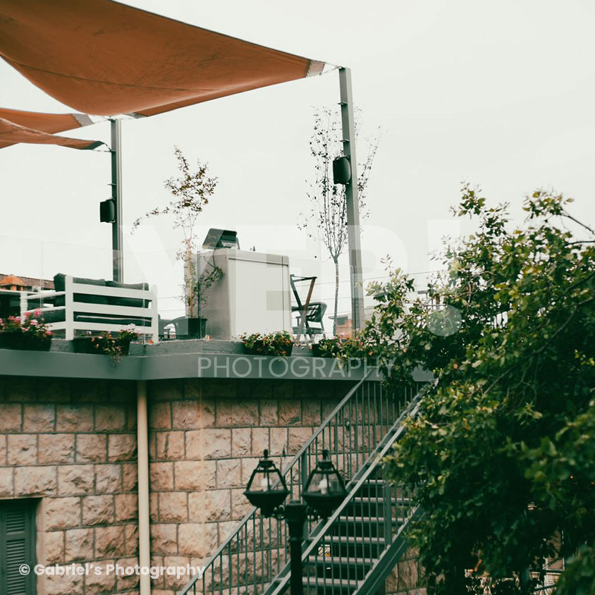 29-Square-cafe-restaurant-Broumana-lebanon-gabrielsphotography-photography-gabriel-aboujaoude-designer-creativedirector yep-photography-square-cafe-broumana-rustic-outdoor-restaurant-photography-featuring-natural-wood-decking-farm-to-table-dishes-and-sunset-views